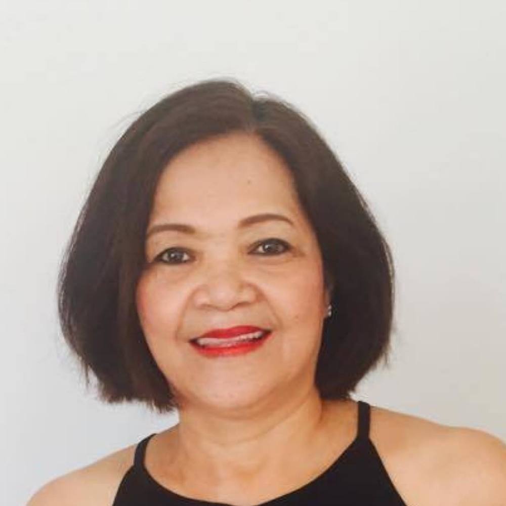 Meet your Posher, Julieta
